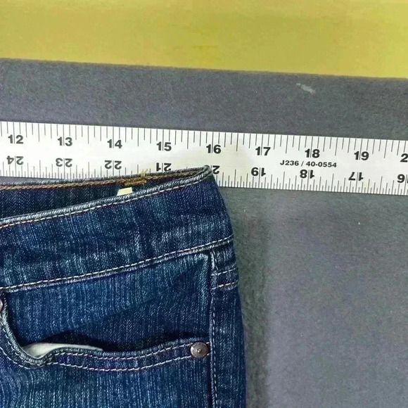 Nine West SAMS Straight Leg Jeans Womens 10 Blue Denim 2011 Stretch Comfy 0804 - Picture 5 of 10